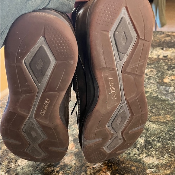 Ariat Brown Leather shoe